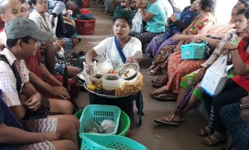 Balade en bateau et train a Yangon